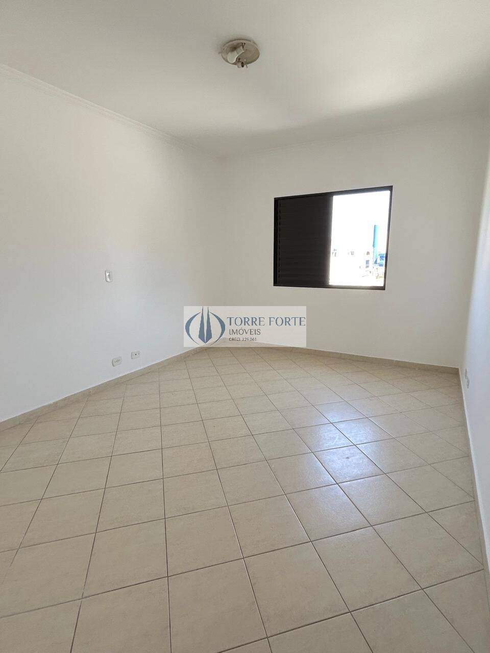 Casa para alugar com 2 quartos, 127m² - Foto 15