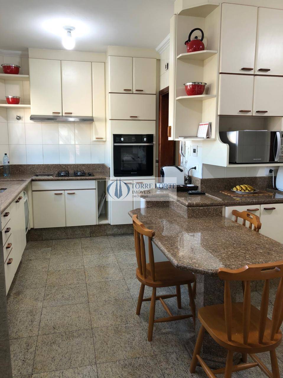 Apartamento à venda com 4 quartos, 228m² - Foto 21