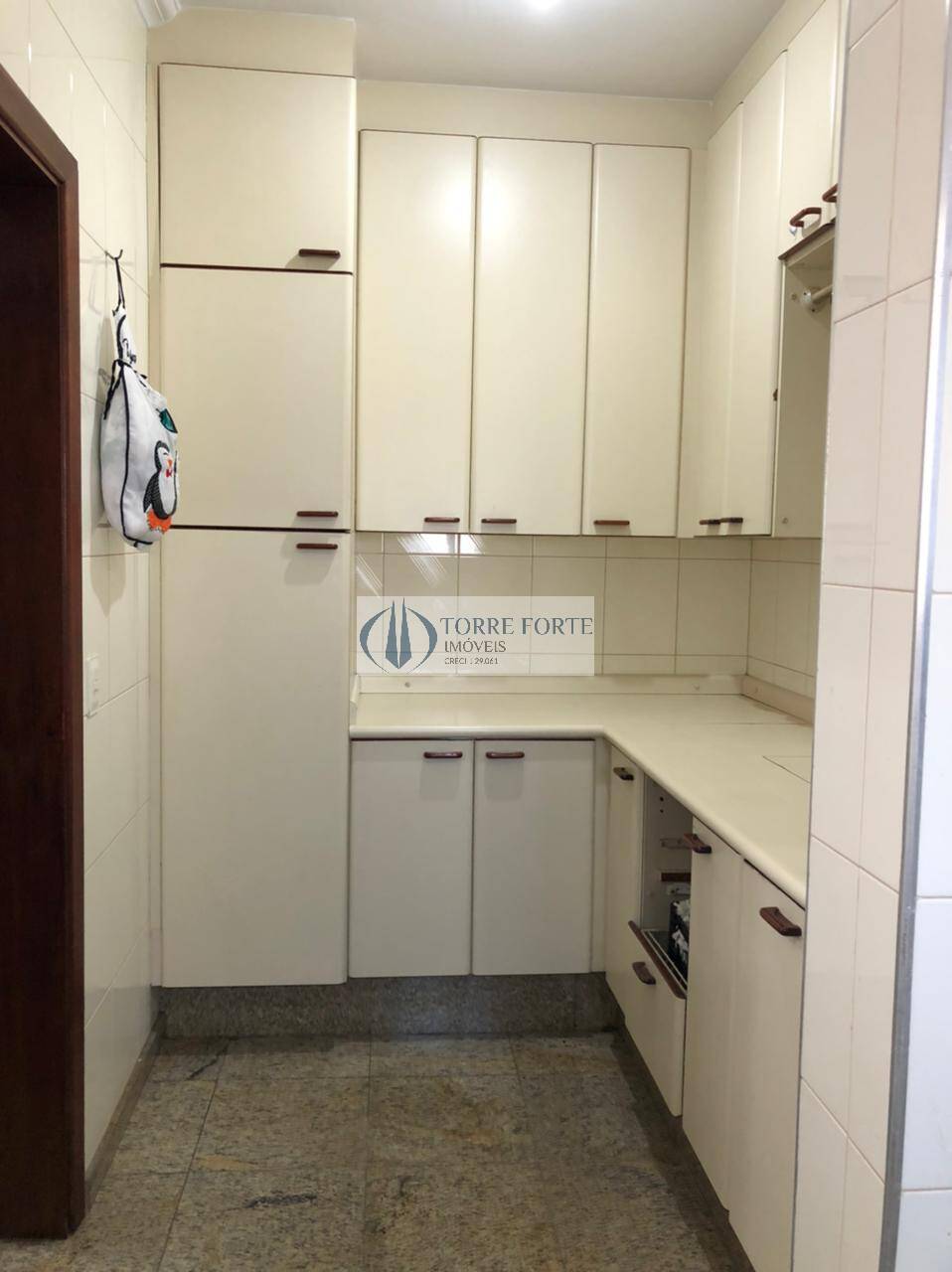 Apartamento à venda com 4 quartos, 228m² - Foto 23