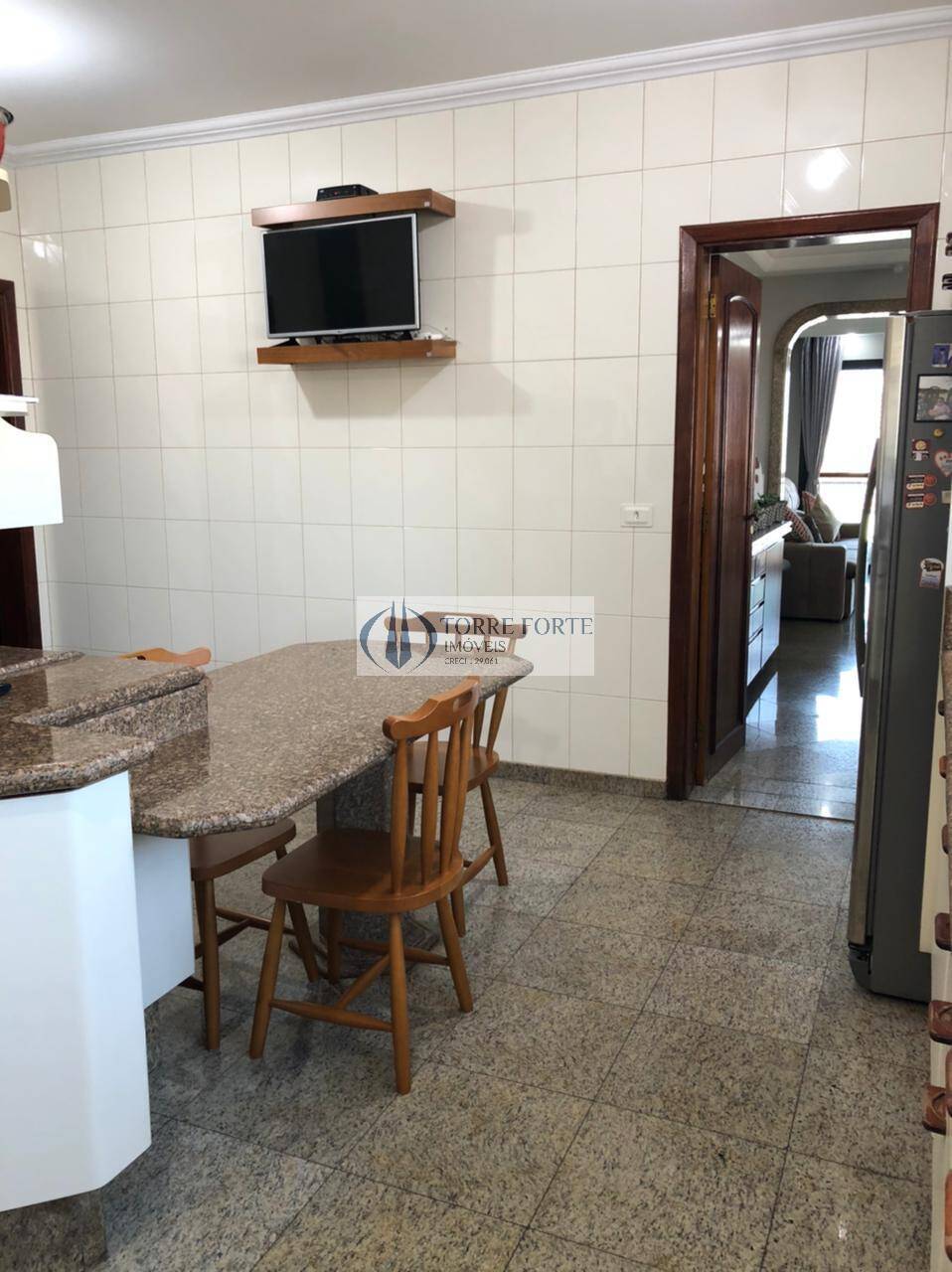 Apartamento à venda com 4 quartos, 228m² - Foto 22