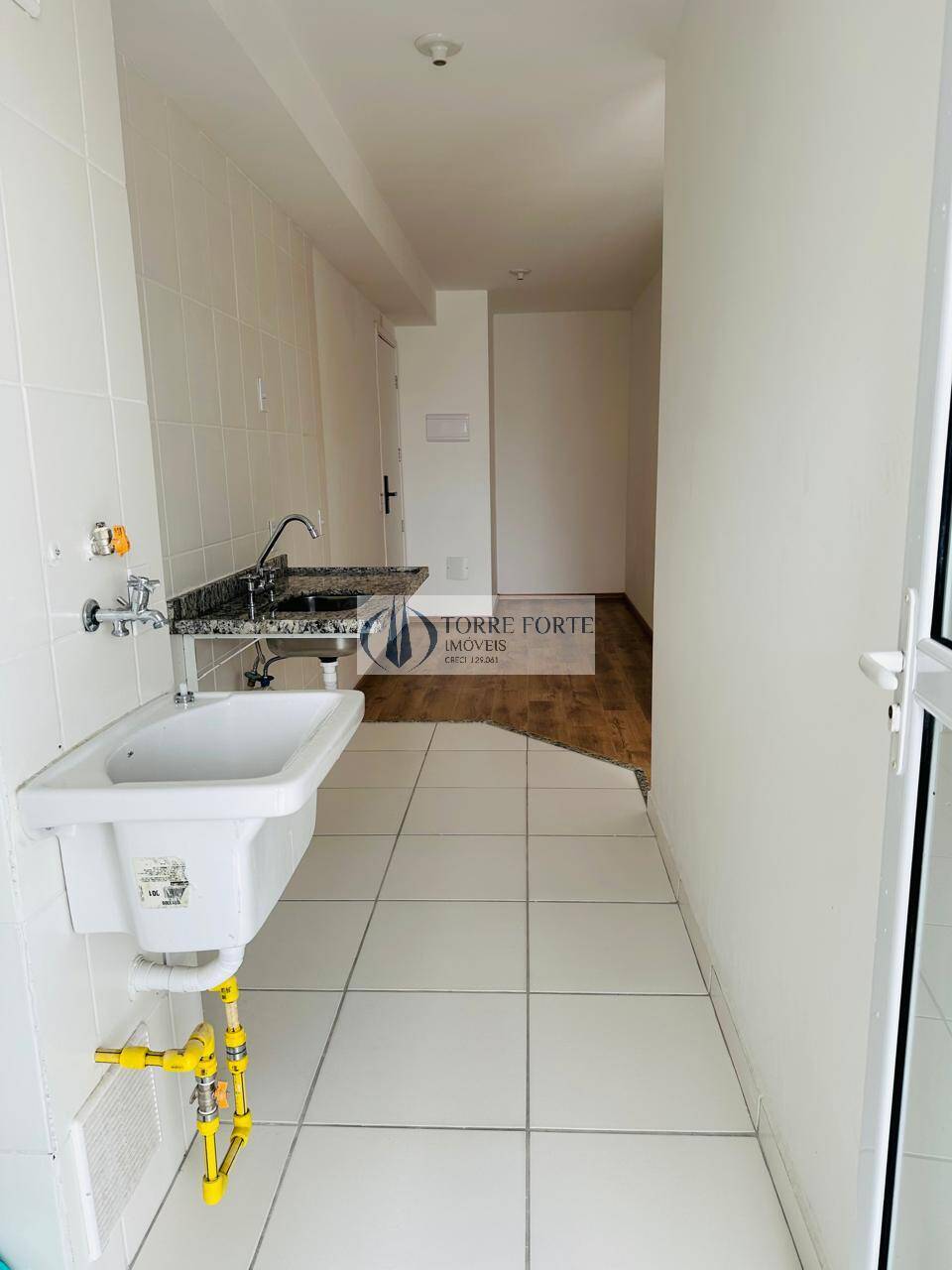 Apartamento à venda com 3 quartos, 65m² - Foto 14