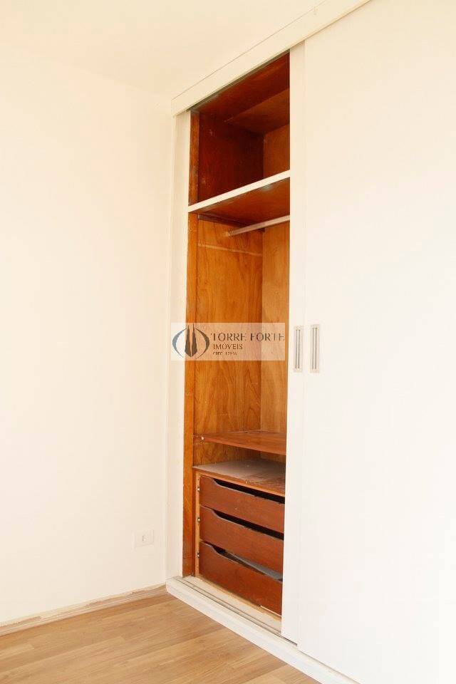 Apartamento à venda com 3 quartos, 45m² - Foto 11