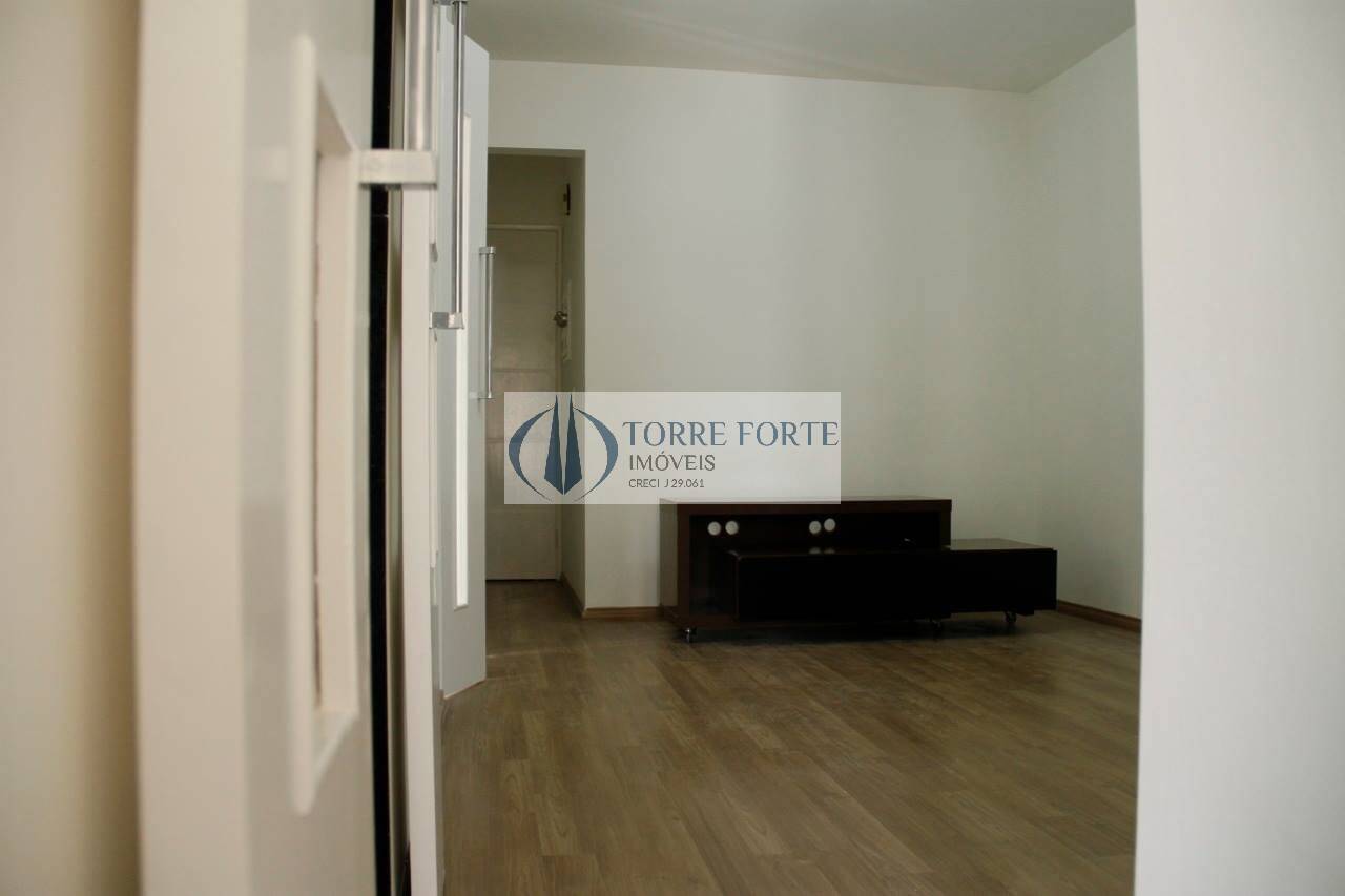 Apartamento à venda com 3 quartos, 45m² - Foto 5