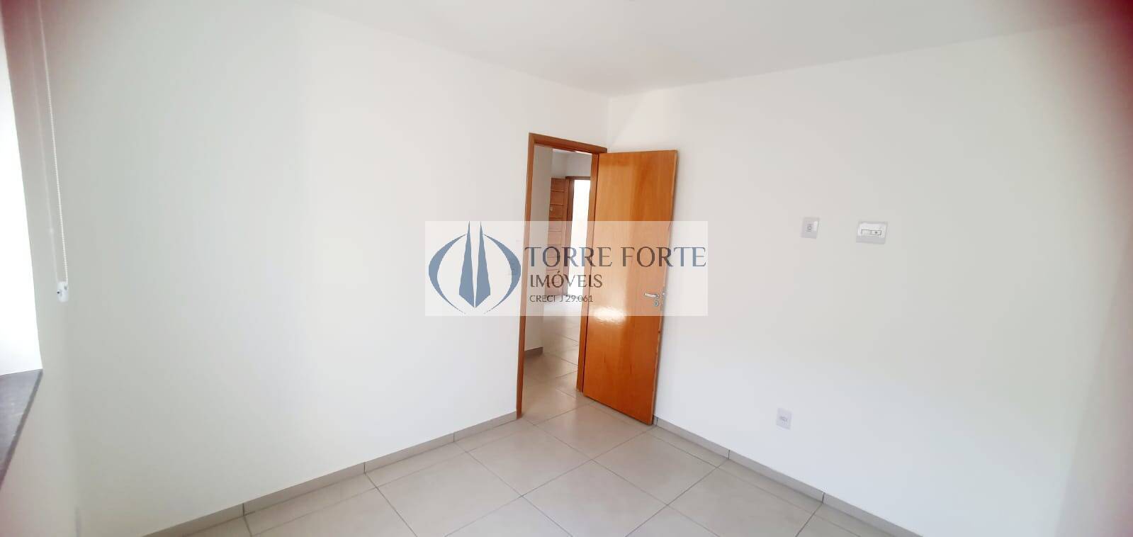 Apartamento à venda com 2 quartos, 41m² - Foto 12