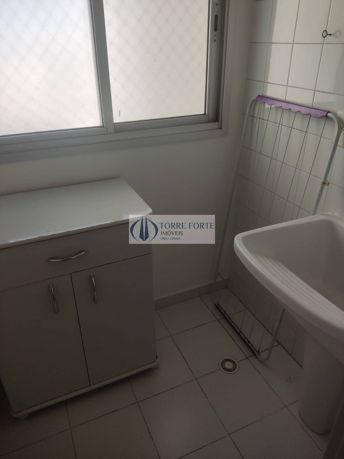 Apartamento para alugar com 3 quartos, 64m² - Foto 23