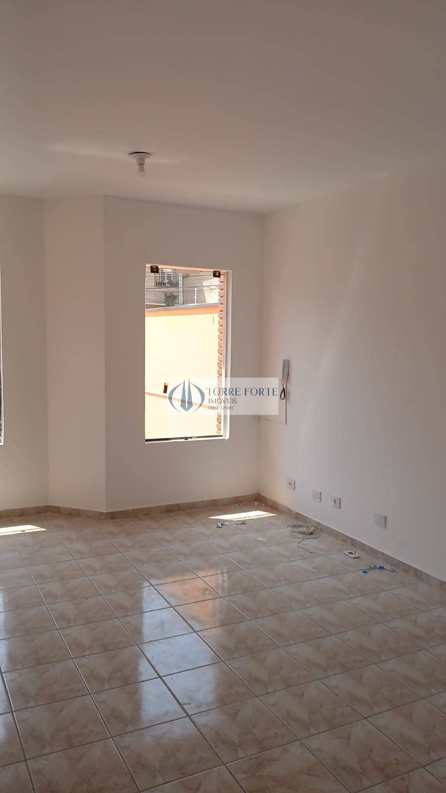 Casa para alugar com 3 quartos, 350m² - Foto 8