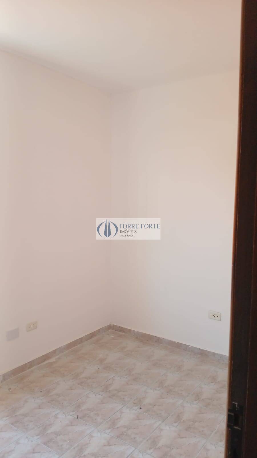 Casa para alugar com 3 quartos, 350m² - Foto 17