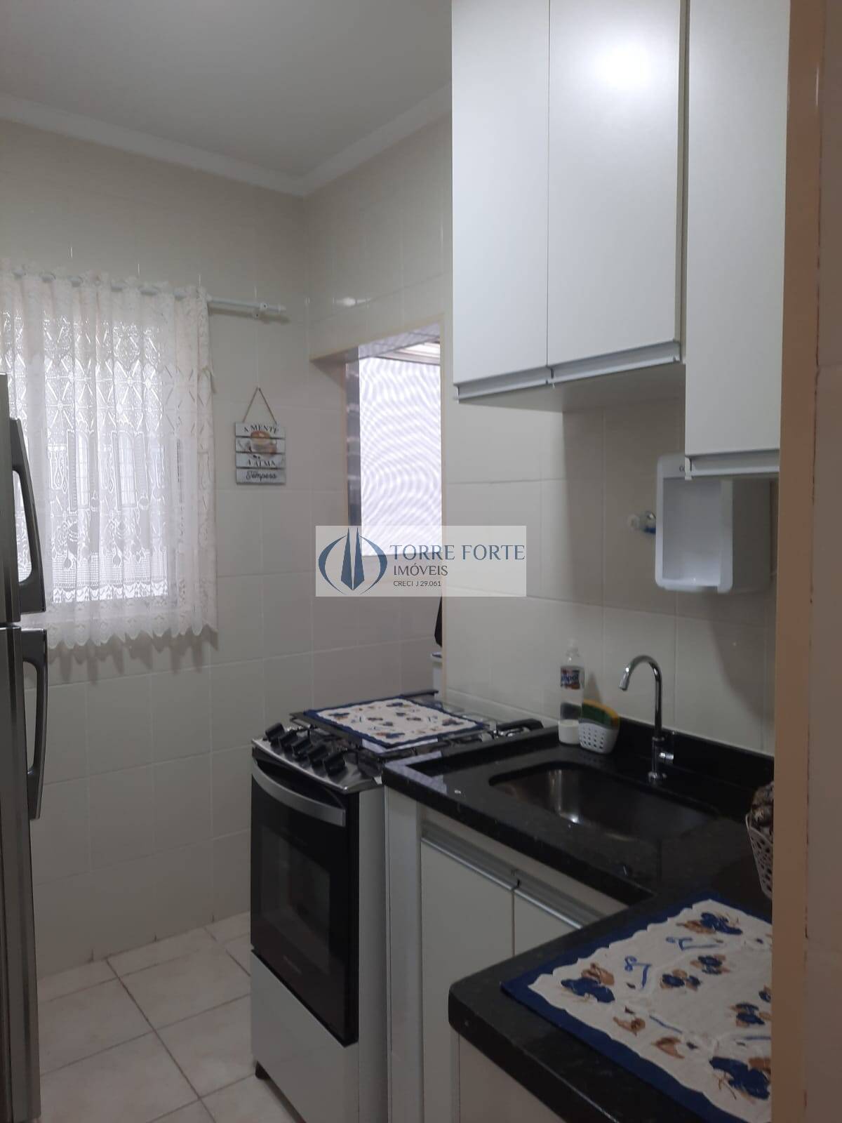 Apartamento à venda com 1 quarto, 44m² - Foto 4