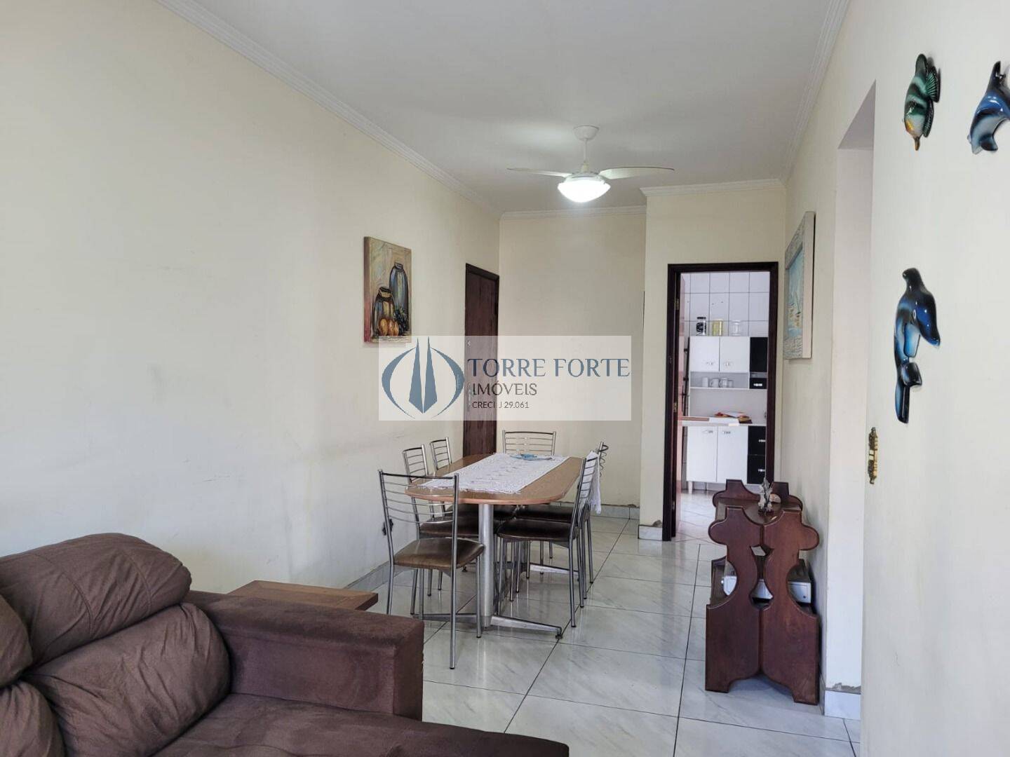 Apartamento à venda com 2 quartos, 68m² - Foto 2