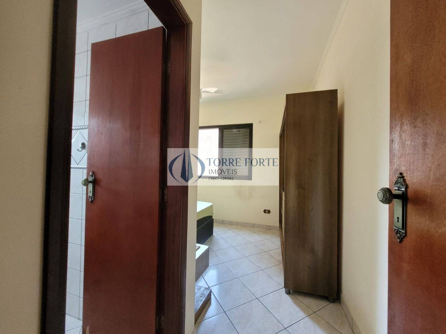 Apartamento à venda com 2 quartos, 68m² - Foto 8