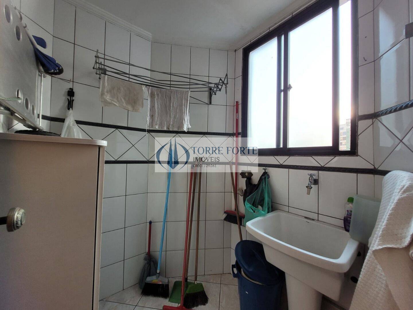 Apartamento à venda com 2 quartos, 68m² - Foto 10