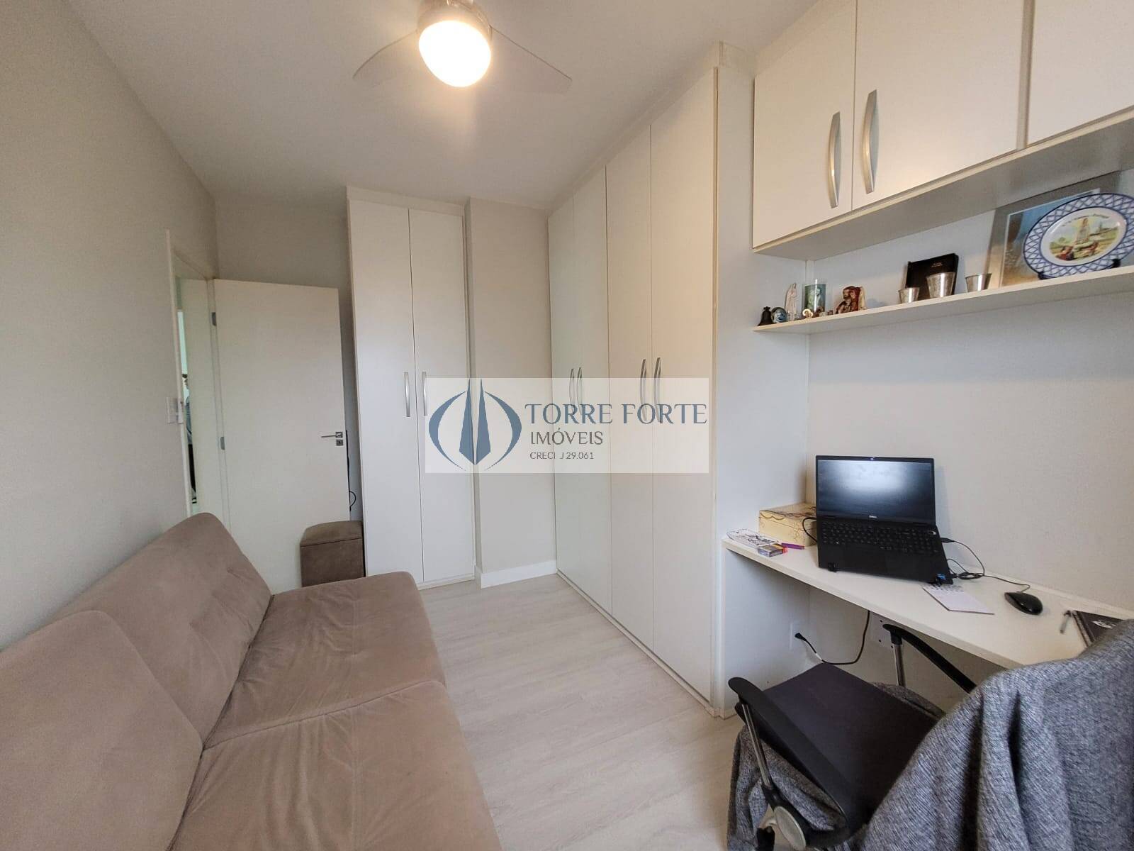 Apartamento à venda com 3 quartos, 100m² - Foto 3