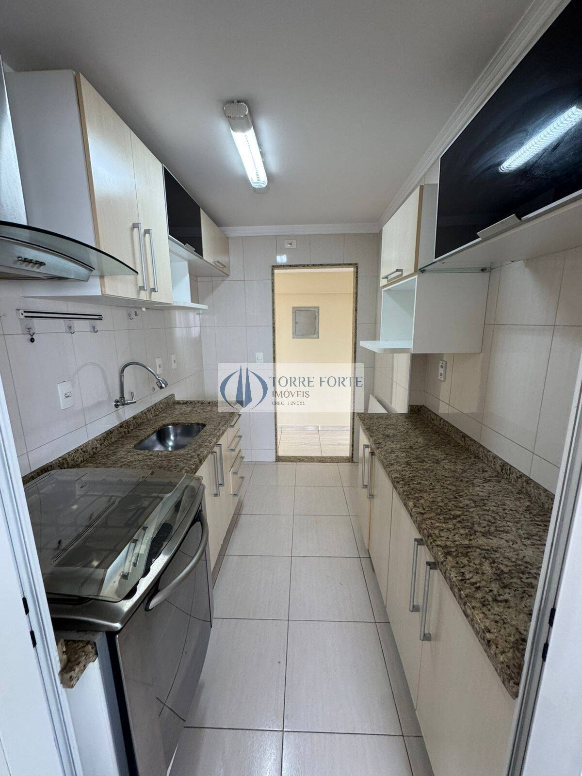 Apartamento à venda com 3 quartos, 65m² - Foto 3