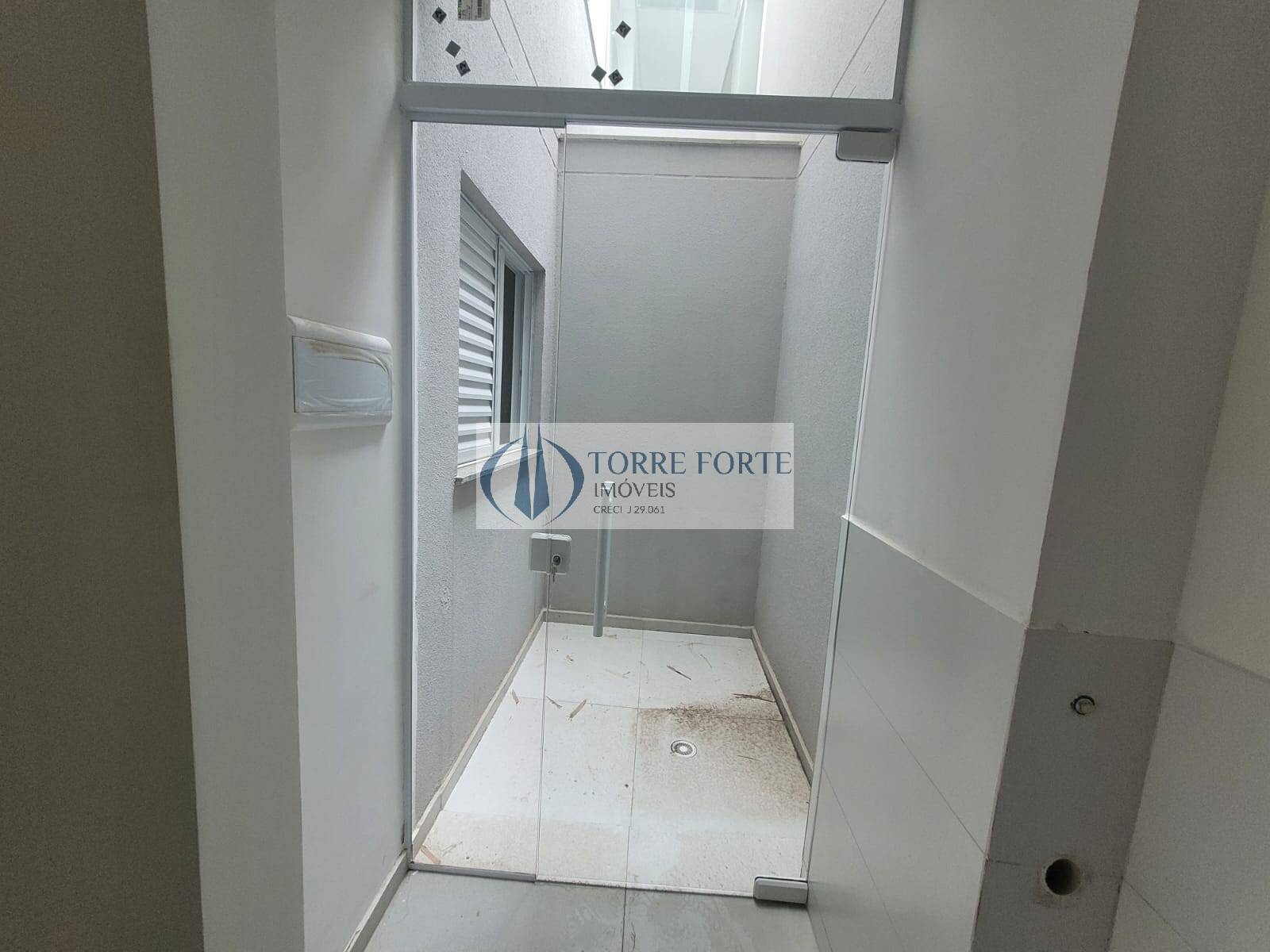 Apartamento à venda com 2 quartos, 40m² - Foto 5