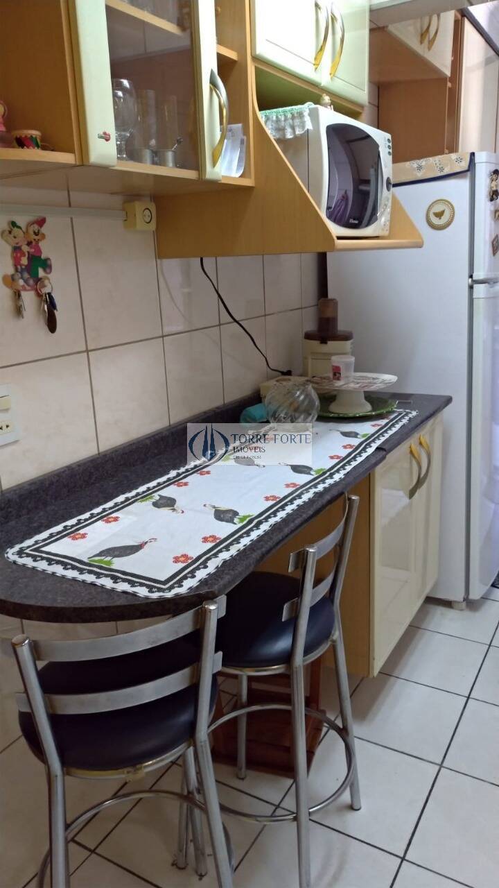 Apartamento à venda com 2 quartos, 43m² - Foto 24