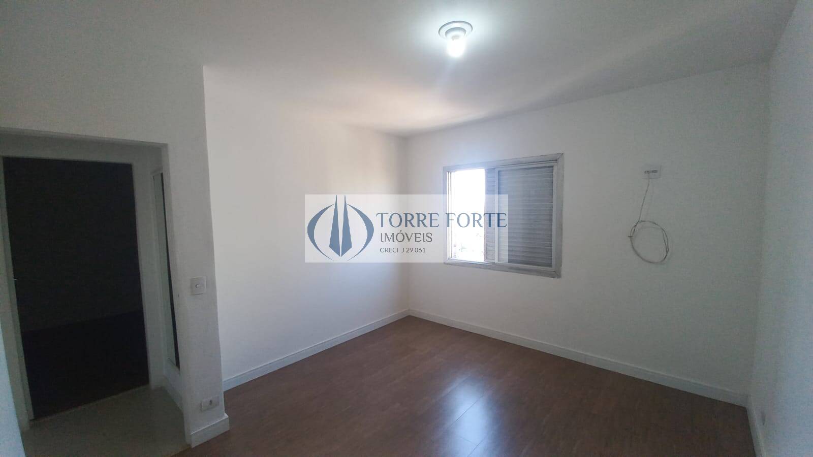 Apartamento para alugar com 2 quartos, 73m² - Foto 14