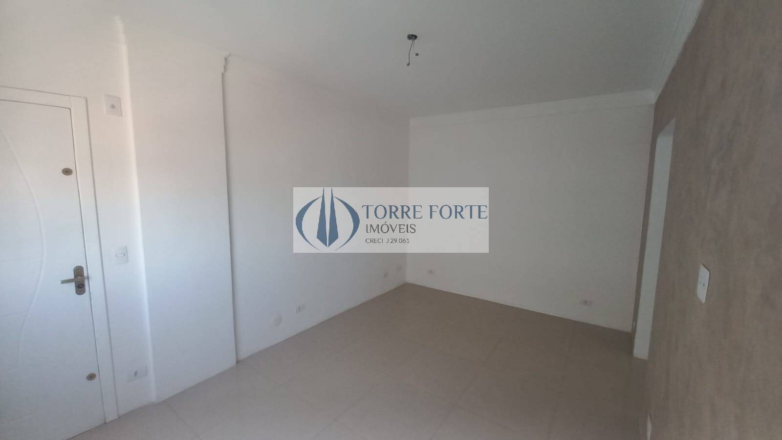 Apartamento para alugar com 2 quartos, 73m² - Foto 2