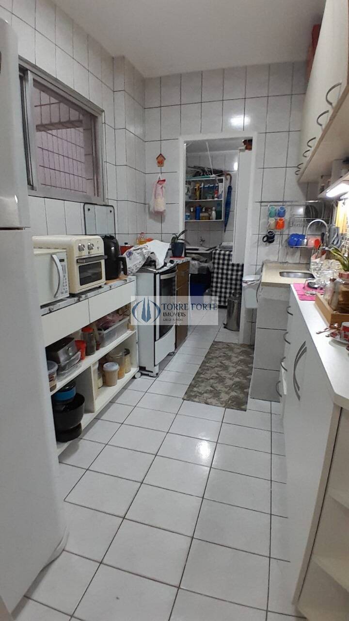 Apartamento à venda com 1 quarto, 45m² - Foto 9