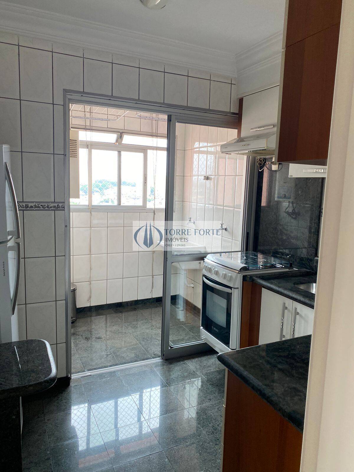 Apartamento à venda com 3 quartos, 80m² - Foto 5