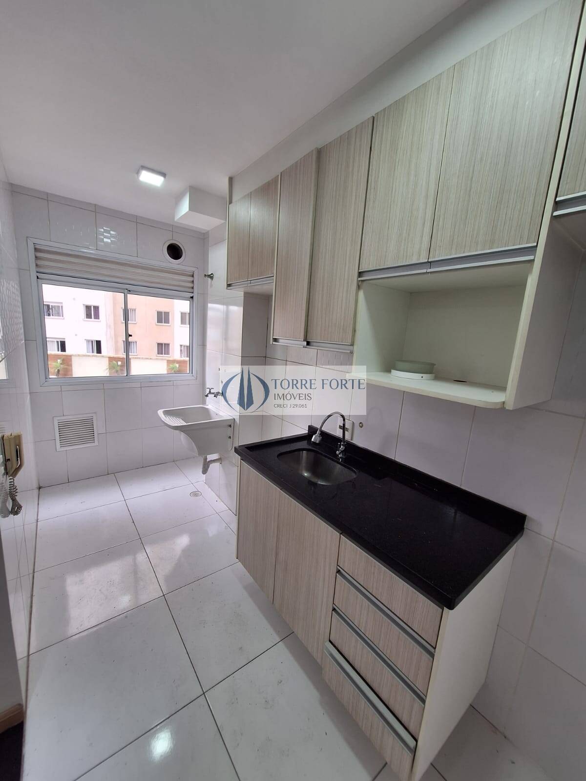 Apartamento à venda com 2 quartos, 48m² - Foto 1