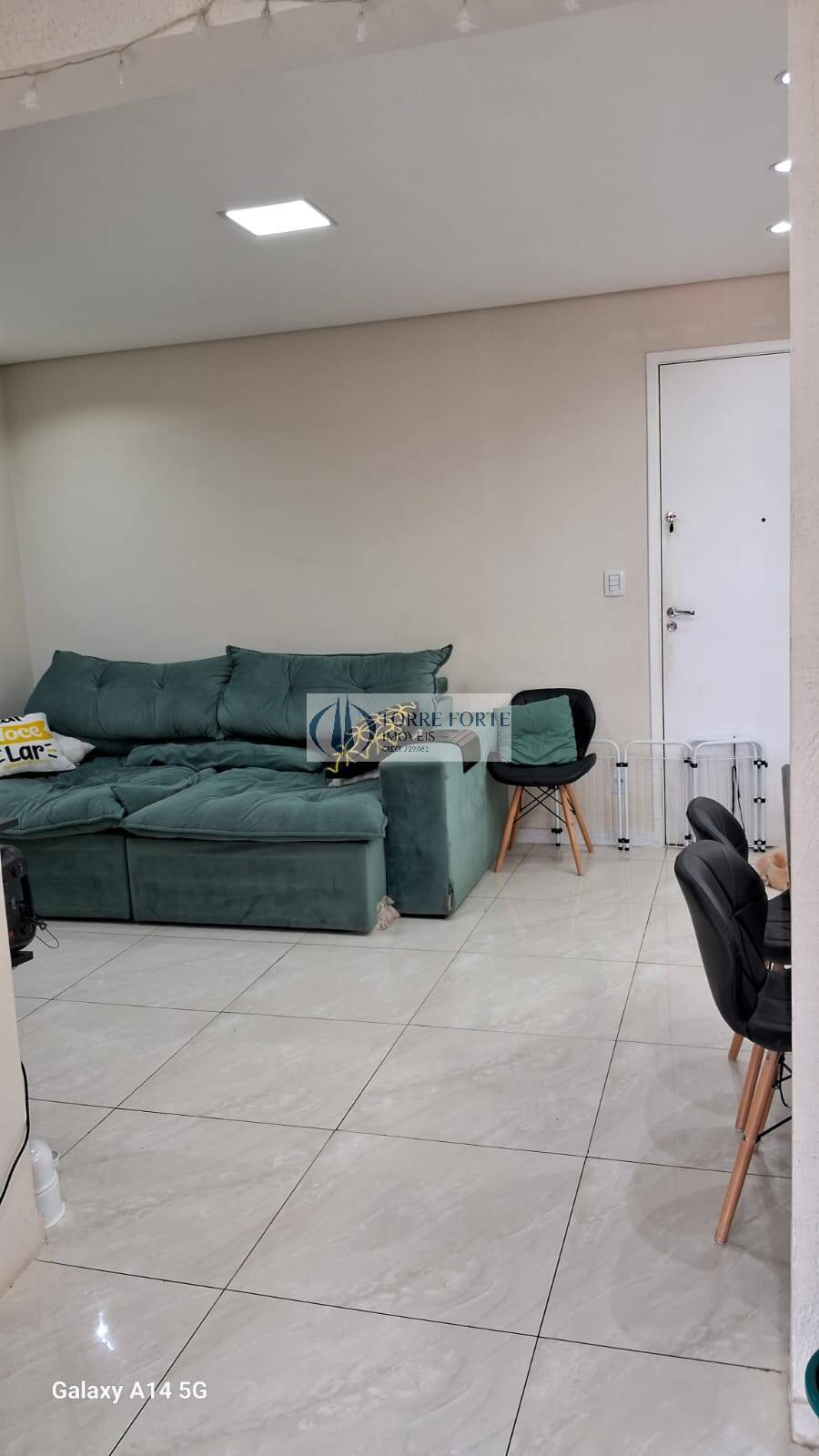 Apartamento à venda com 2 quartos, 55m² - Foto 4