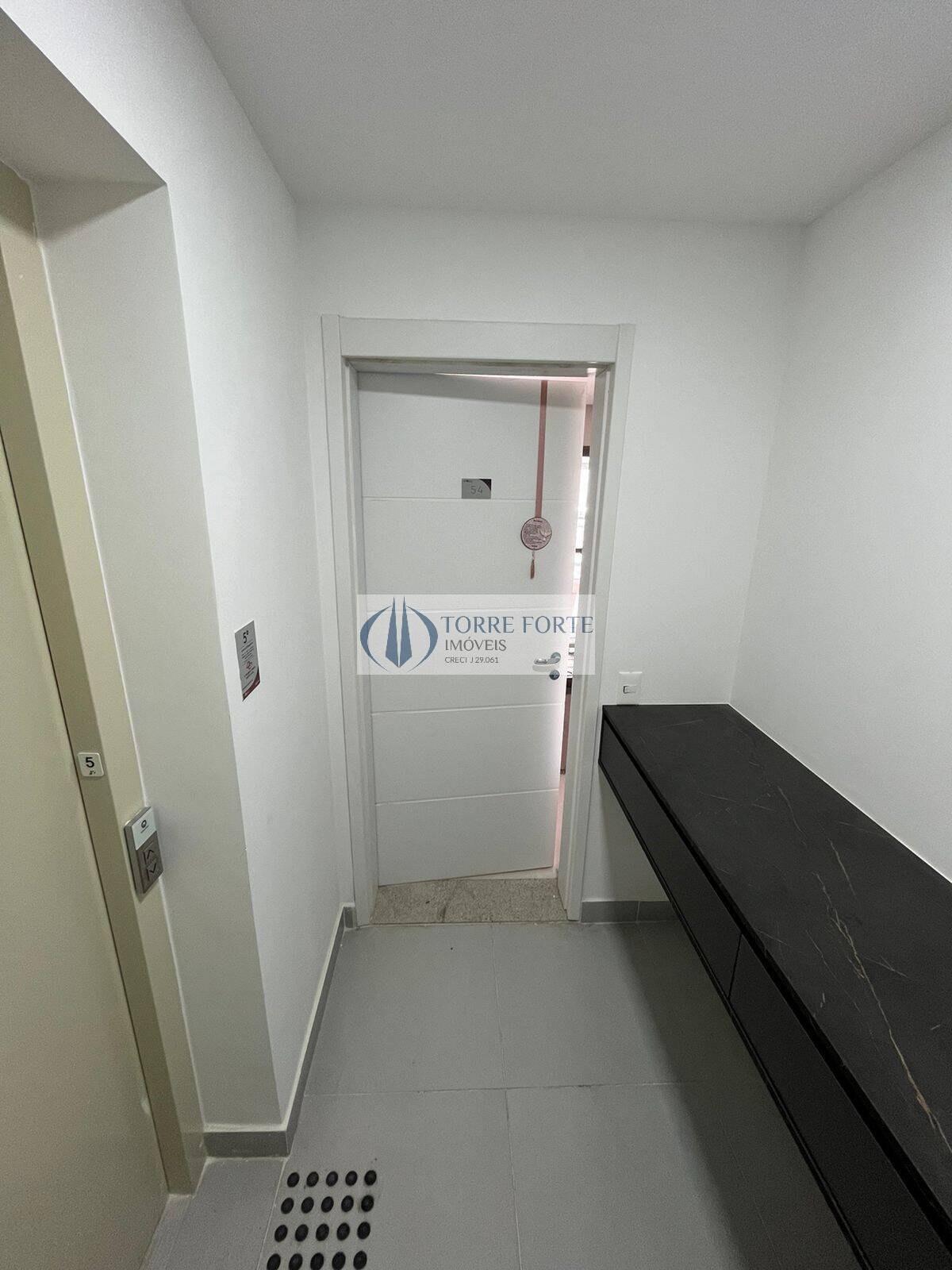 Apartamento à venda com 3 quartos, 121m² - Foto 23