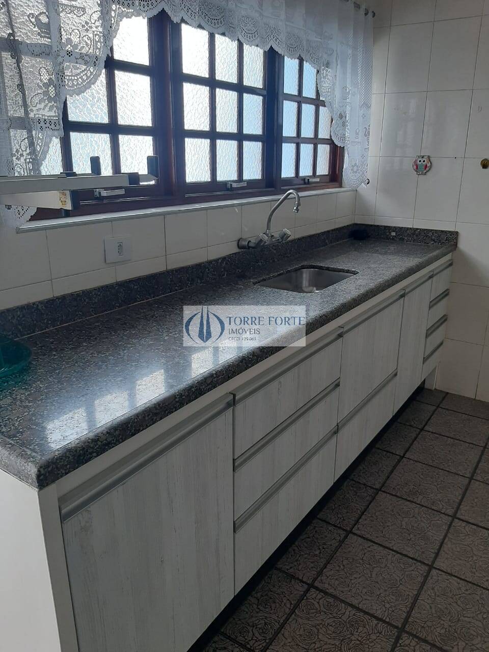 Casa à venda com 5 quartos, 250m² - Foto 29