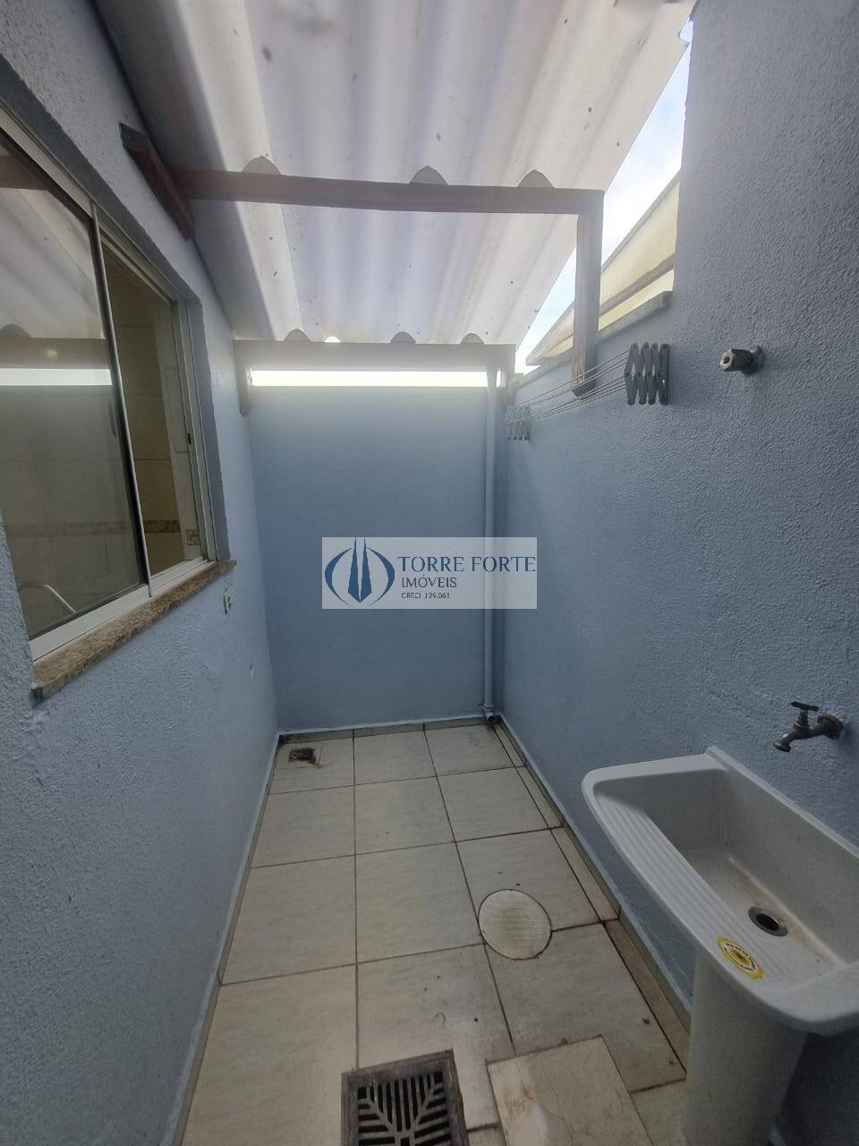 Casa à venda com 2 quartos, 65m² - Foto 24