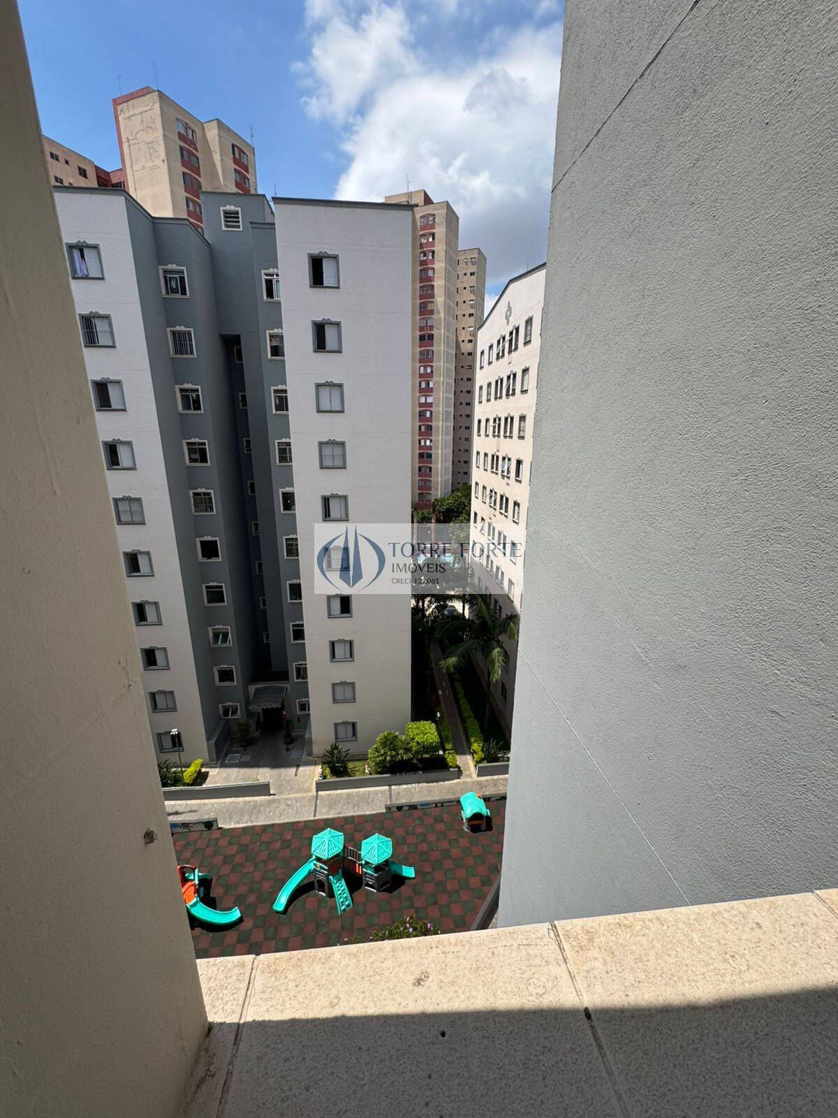 Apartamento à venda com 2 quartos, 64m² - Foto 11