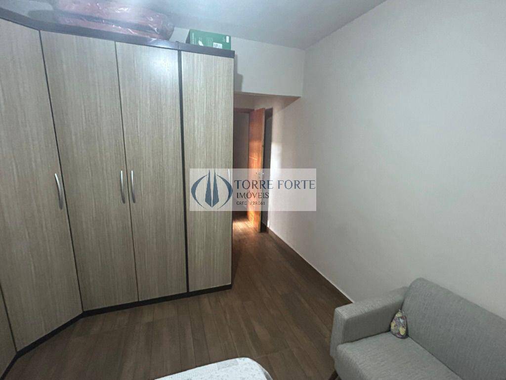 Casa à venda com 3 quartos, 125m² - Foto 11