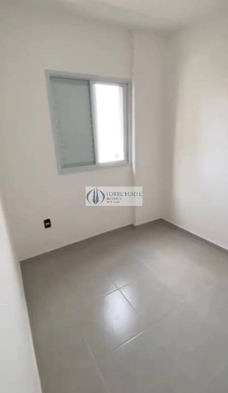 Apartamento à venda com 2 quartos, 40m² - Foto 12