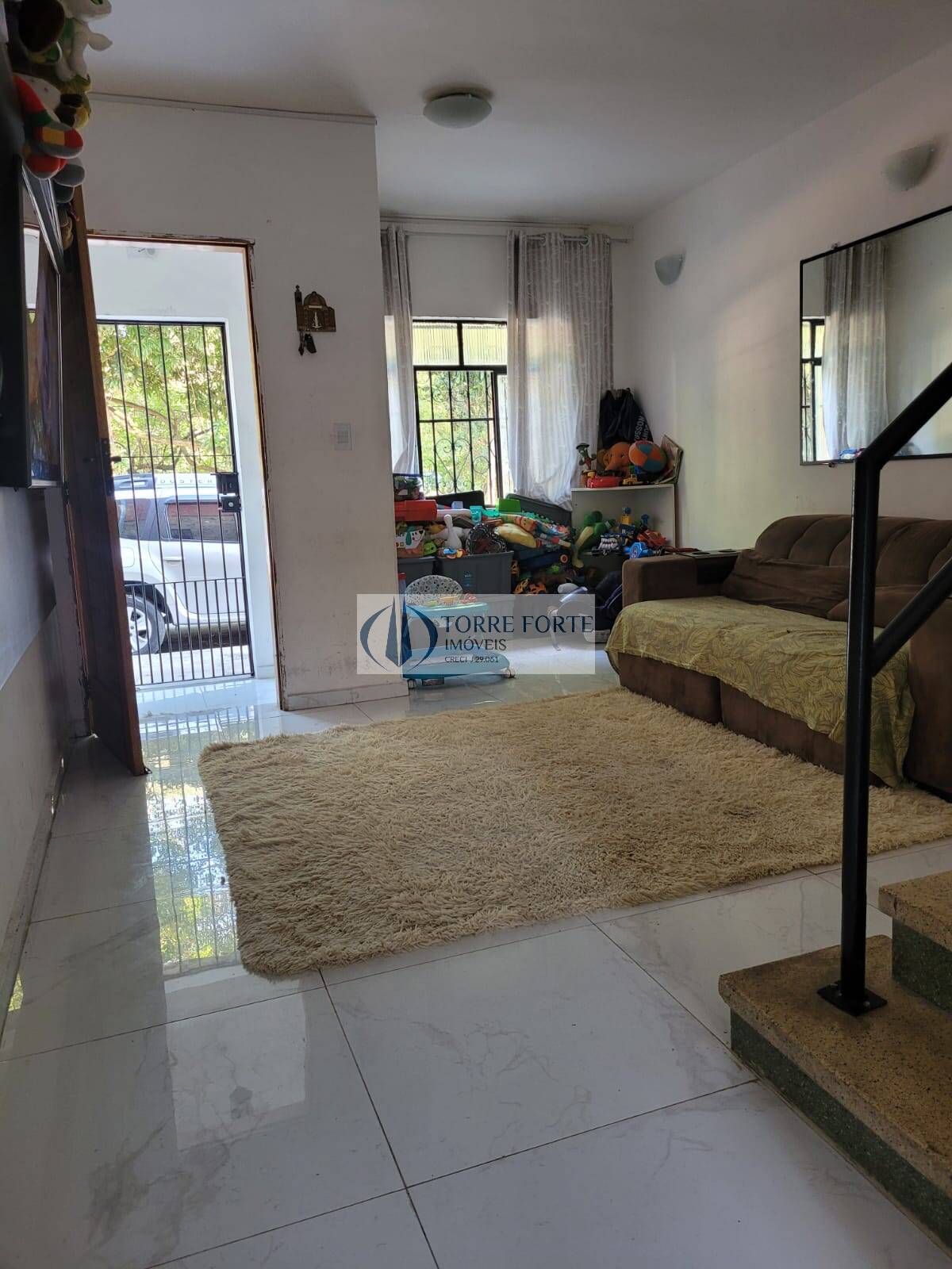 Casa à venda com 2 quartos, 80m² - Foto 3