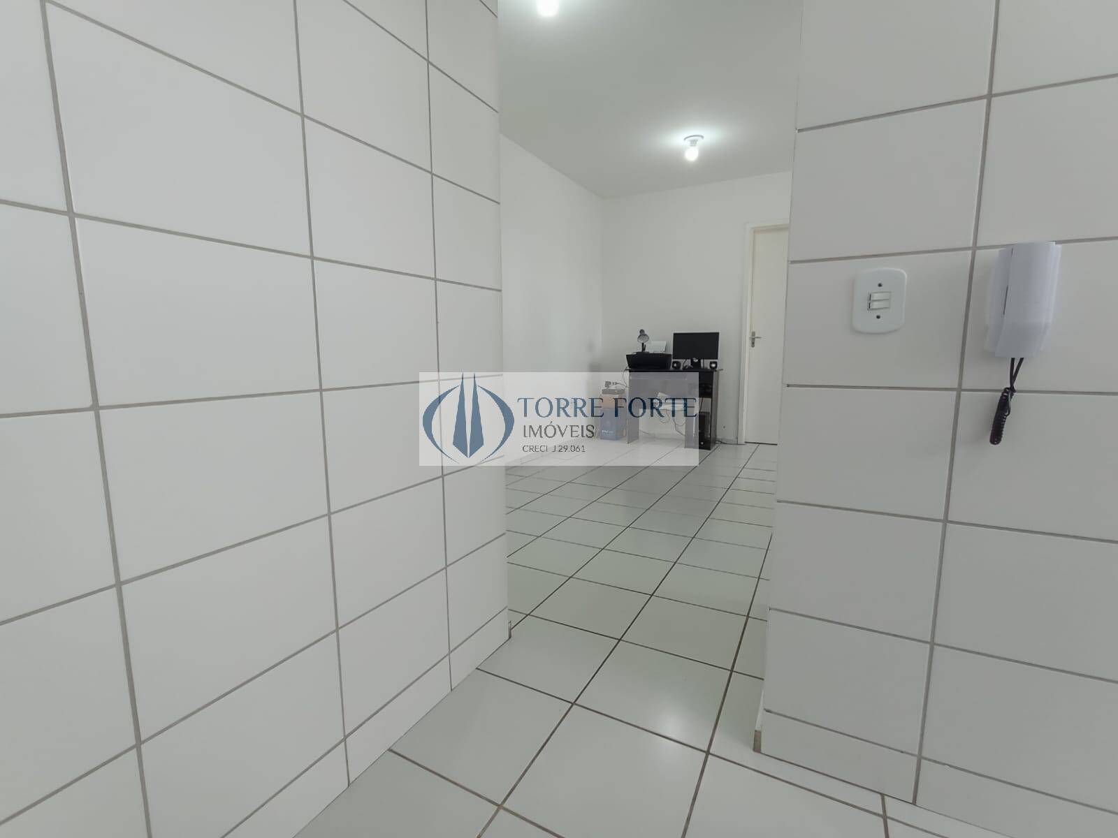 Apartamento à venda com 2 quartos, 46m² - Foto 6