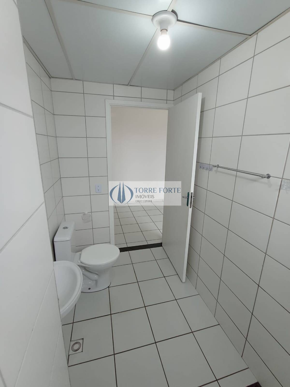 Apartamento à venda com 2 quartos, 46m² - Foto 20