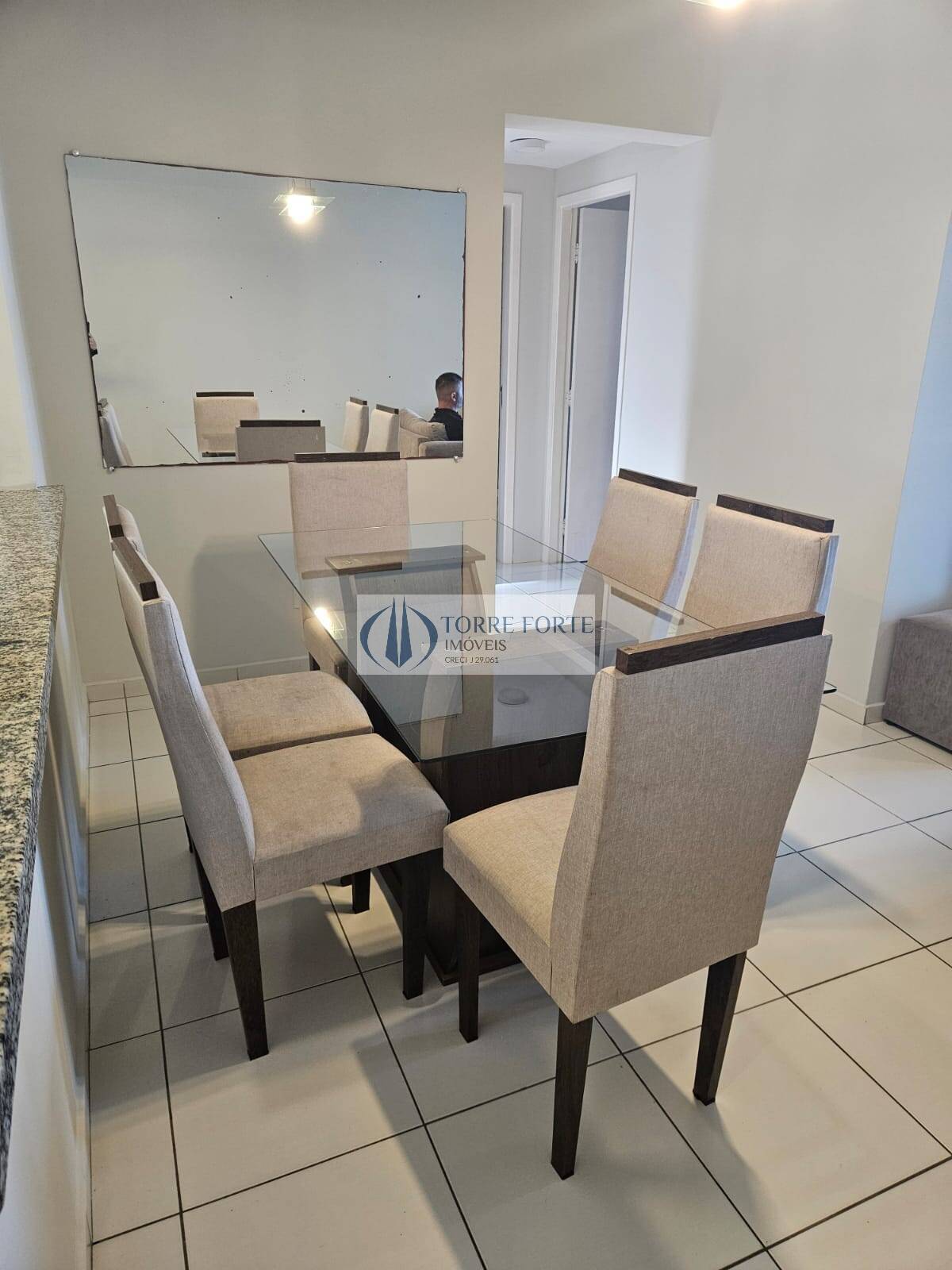 Apartamento à venda com 2 quartos, 70m² - Foto 11