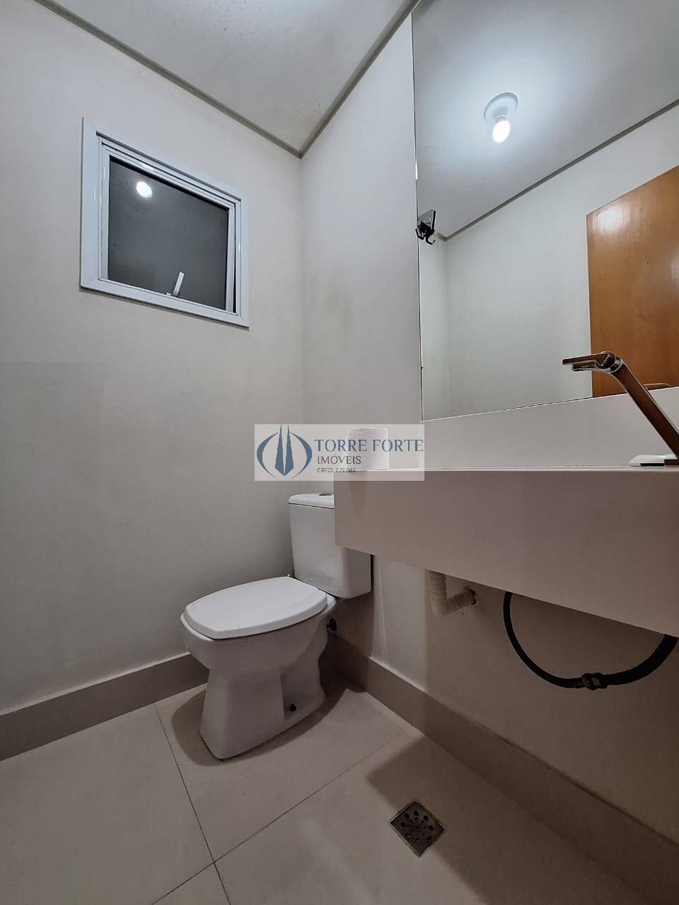 Apartamento à venda com 3 quartos, 200m² - Foto 18