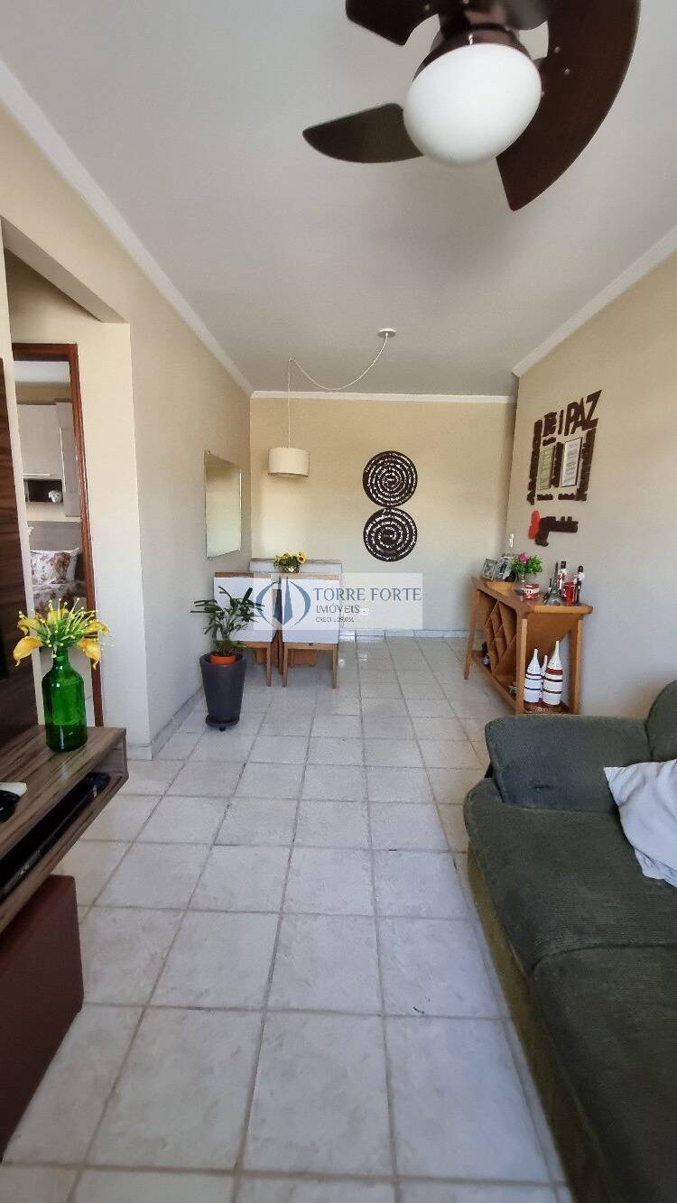 Apartamento à venda com 2 quartos, 60m² - Foto 10