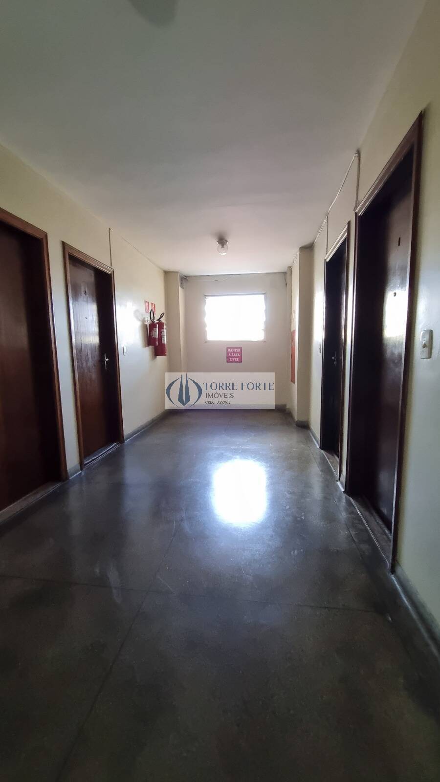 Apartamento à venda com 2 quartos, 60m² - Foto 13