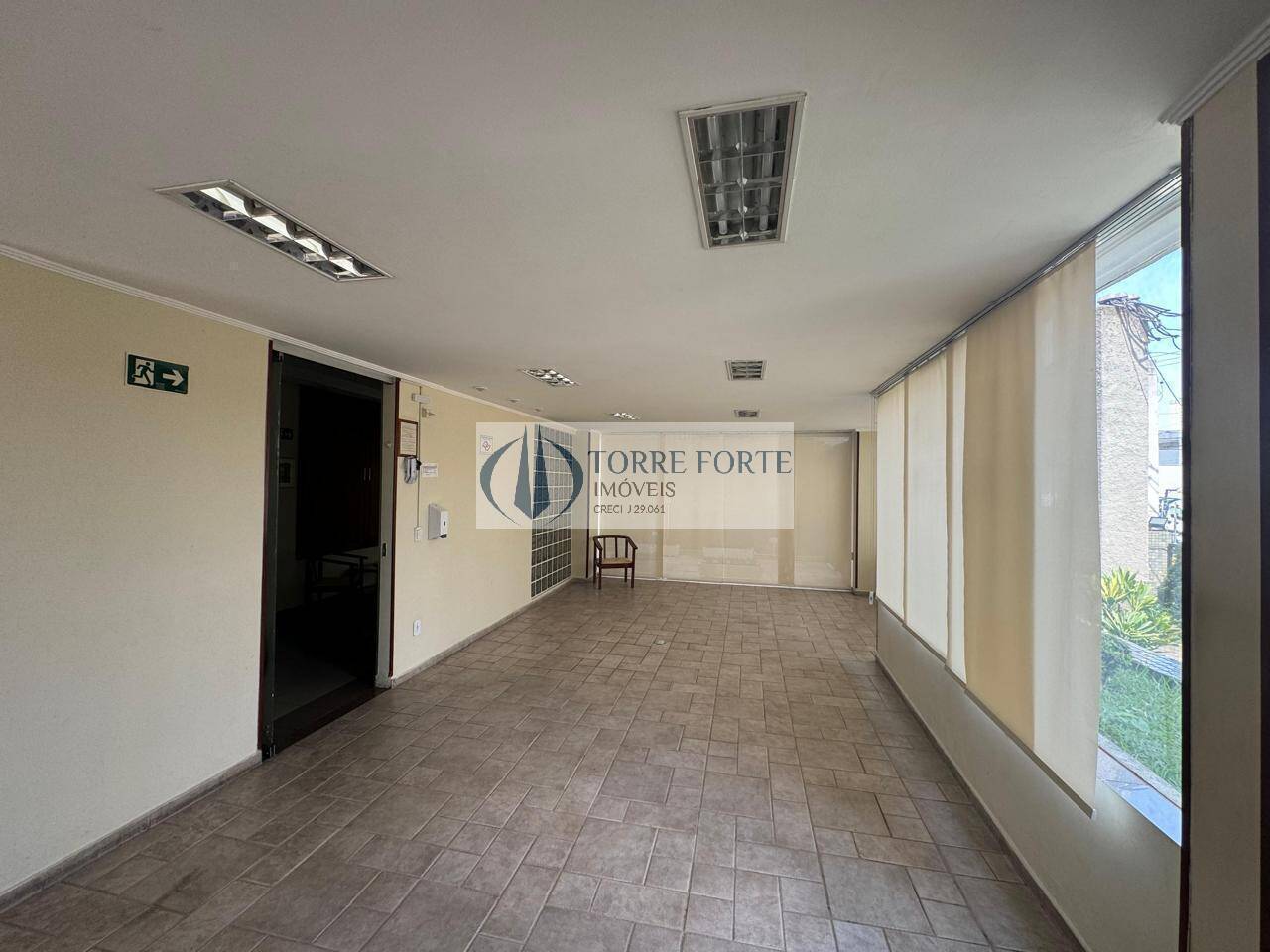 Apartamento à venda com 2 quartos, 52m² - Foto 28