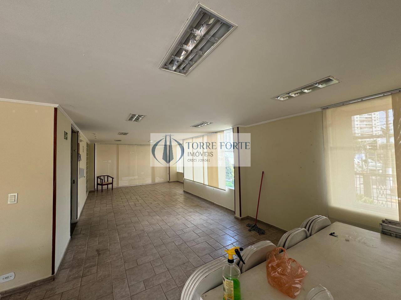 Apartamento à venda com 2 quartos, 52m² - Foto 29