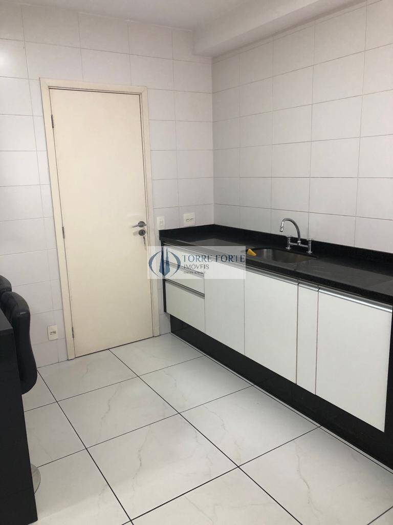 Apartamento à venda com 3 quartos, 128m² - Foto 2