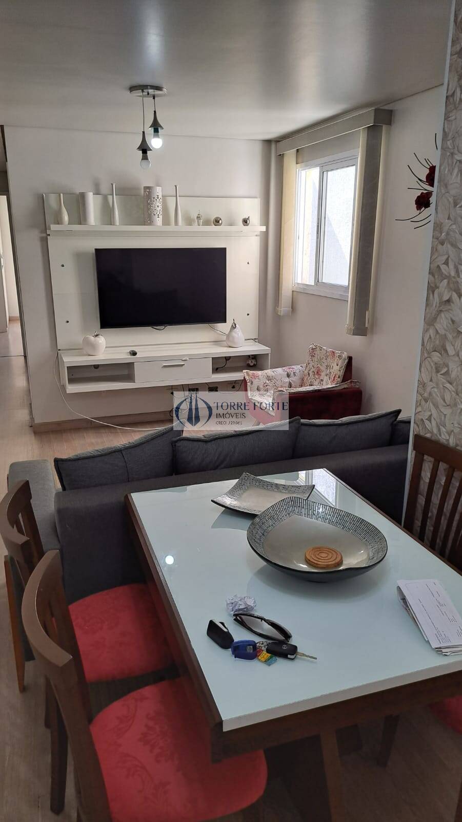 Apartamento à venda com 2 quartos, 63m² - Foto 1