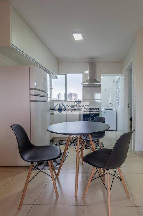 Apartamento à venda com 2 quartos, 38m² - Foto 17