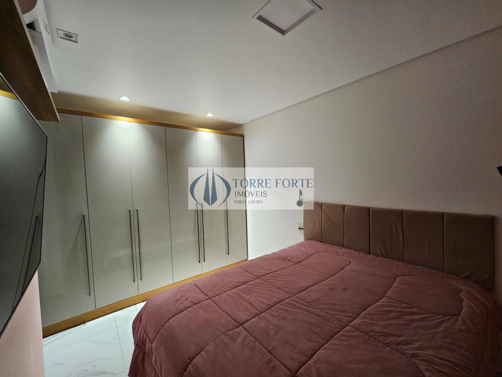 Apartamento à venda com 3 quartos, 82m² - Foto 19