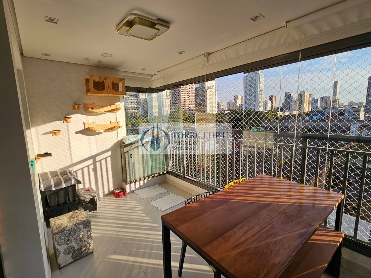 Apartamento à venda com 3 quartos, 82m² - Foto 1