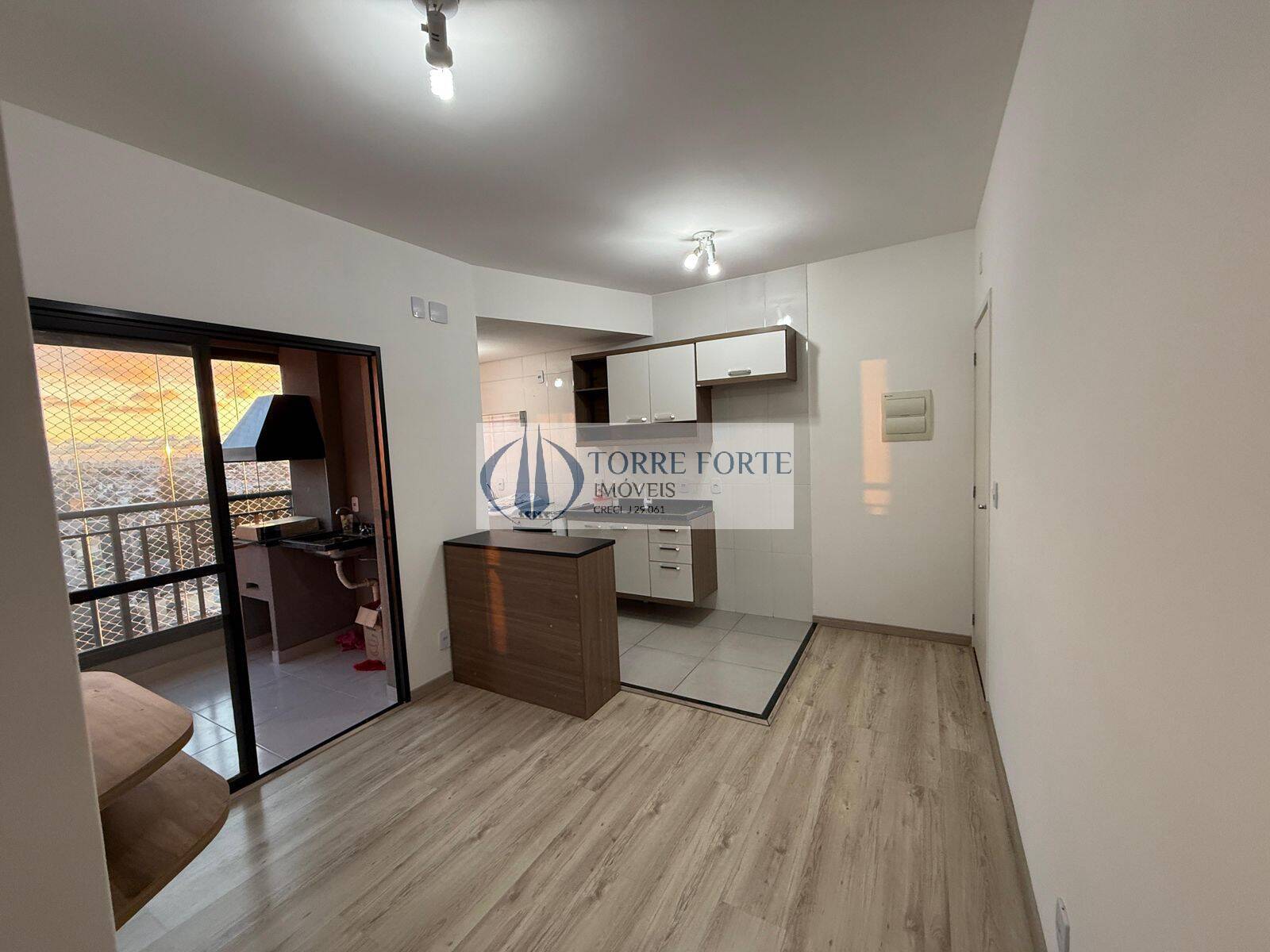 Apartamento à venda com 2 quartos, 58m² - Foto 5