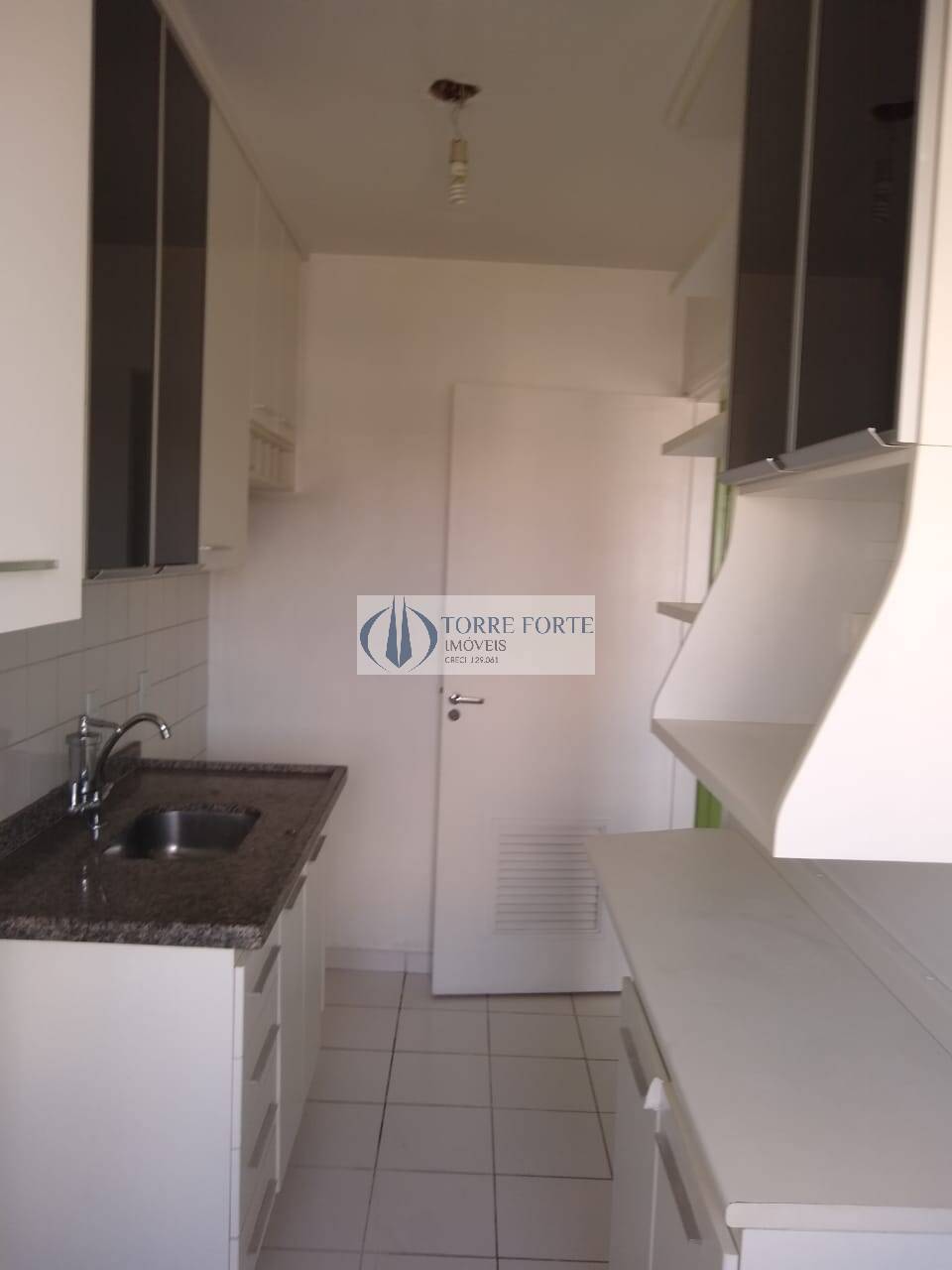 Apartamento à venda com 2 quartos, 50m² - Foto 5