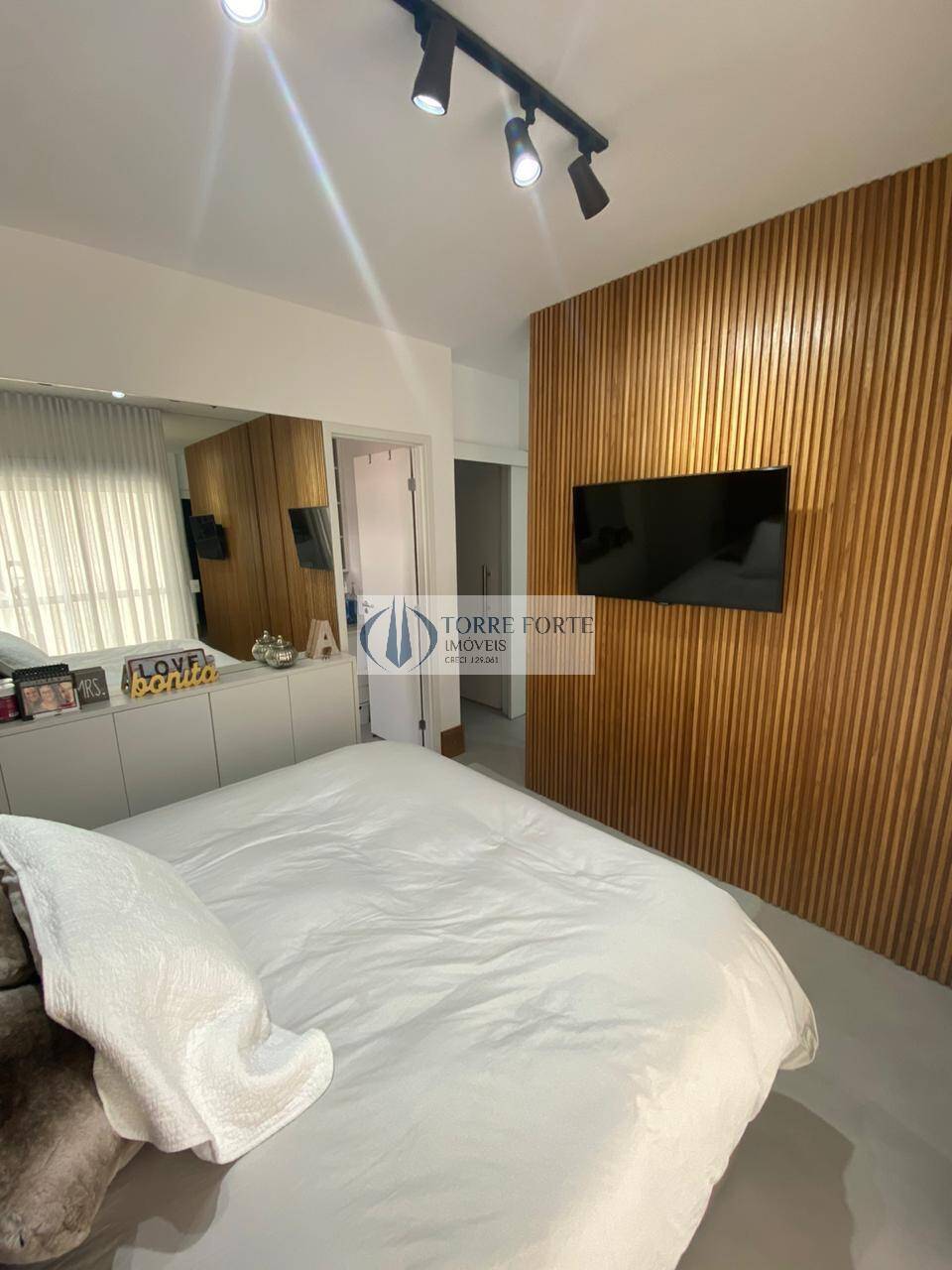 Apartamento à venda e aluguel com 3 quartos, 127m² - Foto 17