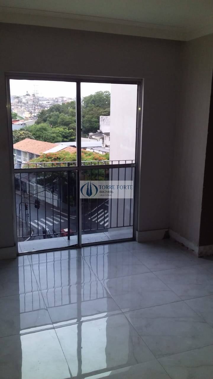 Apartamento à venda com 2 quartos, 50m² - Foto 18