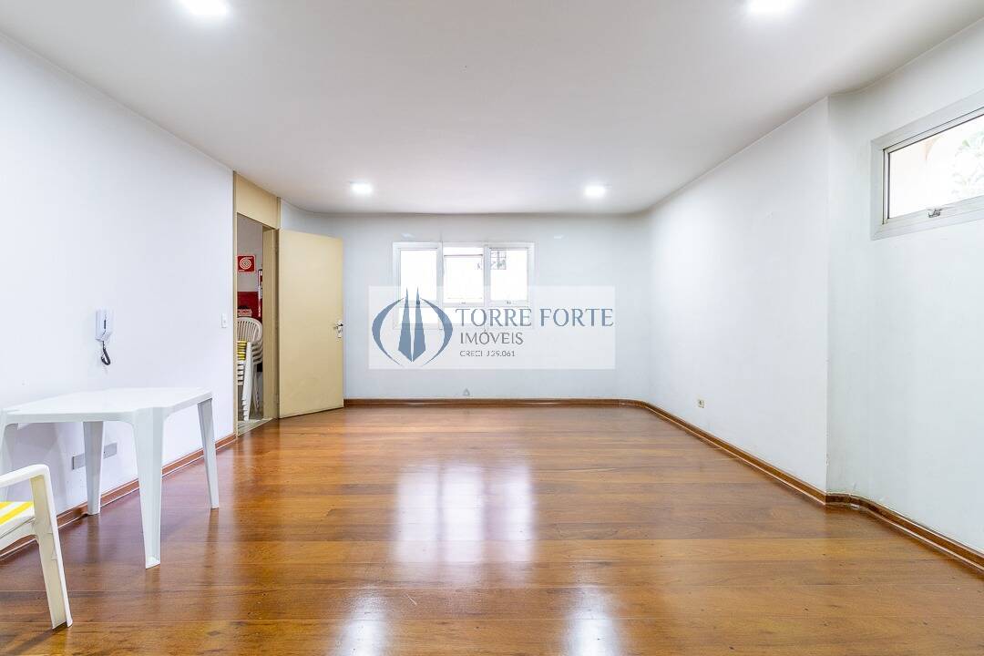 Apartamento à venda com 4 quartos, 220m² - Foto 46